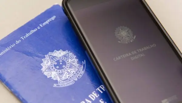Brasil tinha 9,460 milhões de desempregados no trimestre até setembro, diz IBGE
