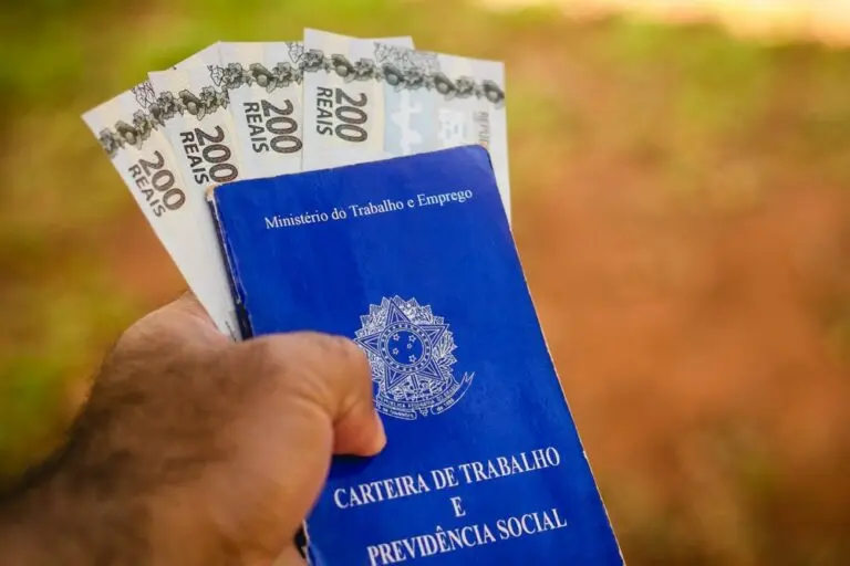Carteira de trabalho desemprego