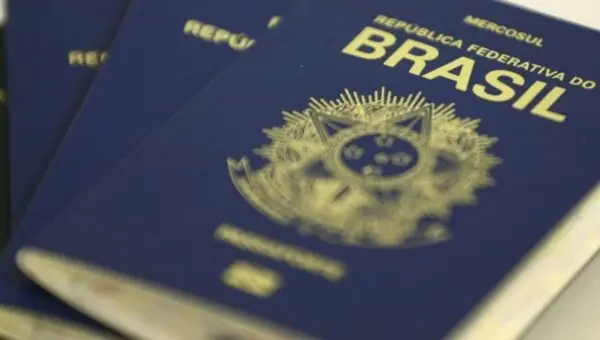 Passaporte brasileiro.
