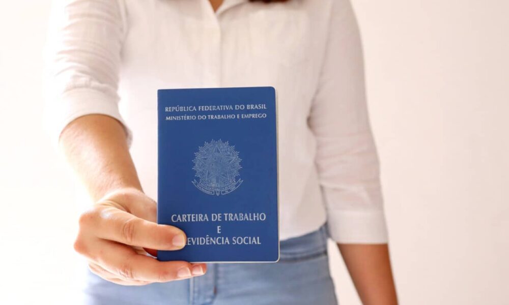 Aposentadoria INSS para mulheres em 2024: novas regras, idades e cálculos de benefício
