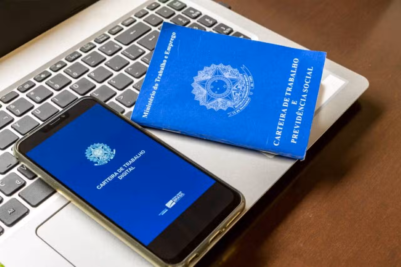Aviso prévio proporcional garante até 90 dias de indenização pela CLT e limita trabalho a 30 dias