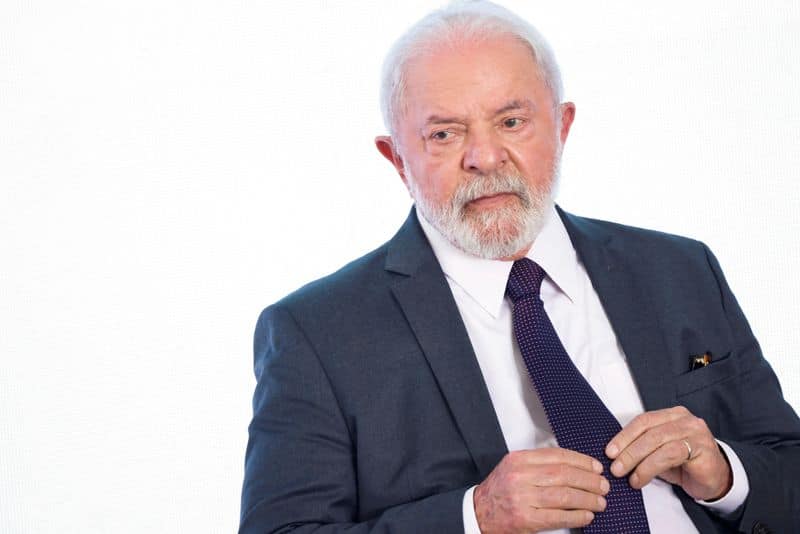 Lula diz que chamará indústria automotiva para conversar e cobra maior produção nacional