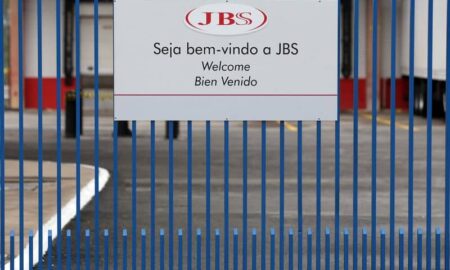 JBS será "seletiva" sobre recompras de ações e aquisições