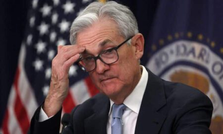 Fed promove pequeno aumento dos juros e vê possibilidade de "algum" aperto adicional