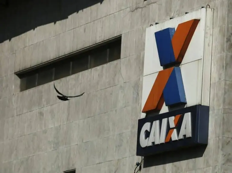 Pretensão do governo é manter Caixa como banco público, diz presidente