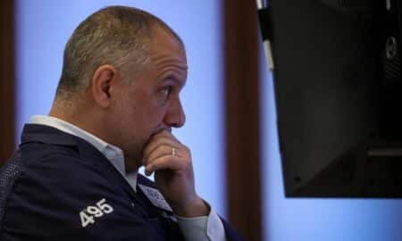 Dow Jones e S&P 500 sobem após acordo do SVB impulsionar ações de bancos