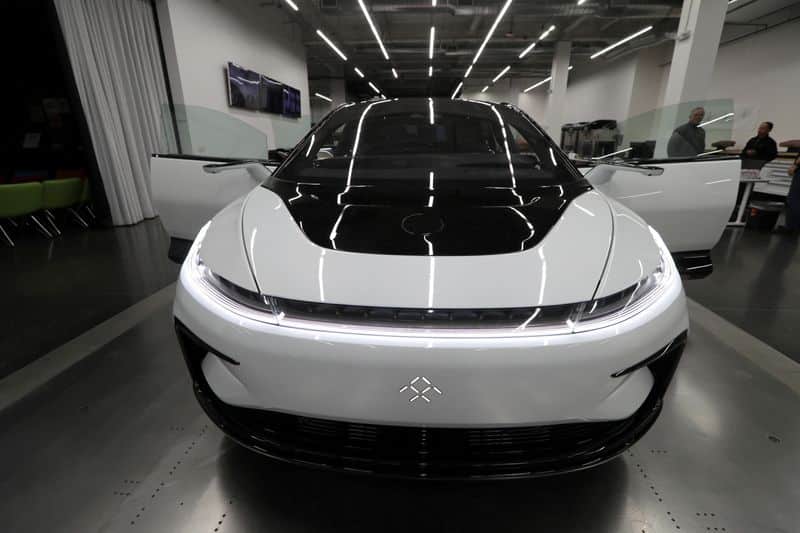 Faraday Future inicia produção de carro elétrico FF 91 após meses de atraso, ações disparam