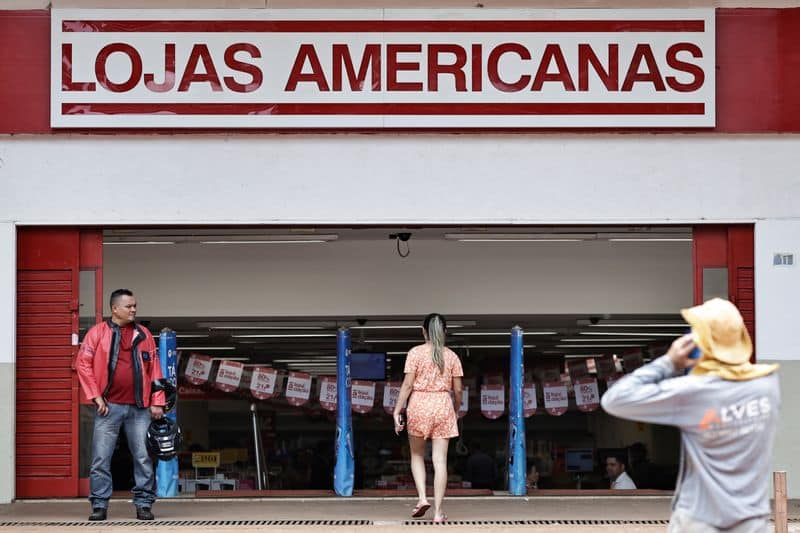 Americanas sinaliza com mais R$2 bi de acionistas de referência