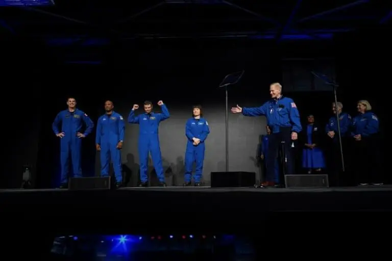 Nasa indica primeira mulher e primeiro astronauta negro para sobrevôo lunar com a Artemis 2