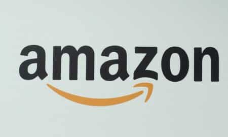 Amazon planeja reduzir prêmios de ações aos funcionários em 2025, diz site