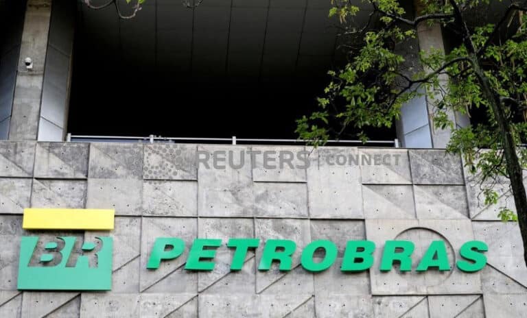 Petrobras mudará abordagem em relação ao Cade, avalia trabalhar com Bolívia em gás