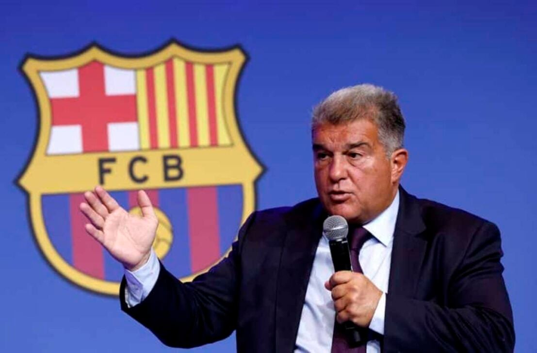Presidente do Barcelona nega crime em escândalo de arbitragem