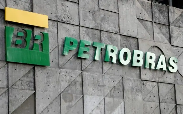 Conselho da Petrobras vê impedimentos para eleição de Efrain Cruz para colegiado