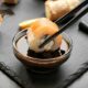 comida japonesa shoyu japones salmao sushi