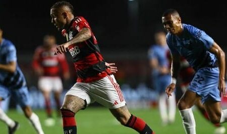 Campeonato Brasileiro: Athletico-PR faz 3 e aumenta crise do Flamengo às vésperas da final da Copa do Brasil