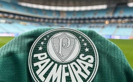 Campeonato Brasileiro: Palmeiras toma gol no início, sofre com pouca efetividade e perde para o Grêmio em Porto Alegre