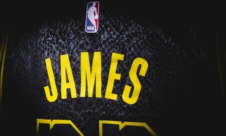 Rodada da NBA tem recorde de LeBron, discussão de Westbrook com torcedor e vitória dos Nuggets