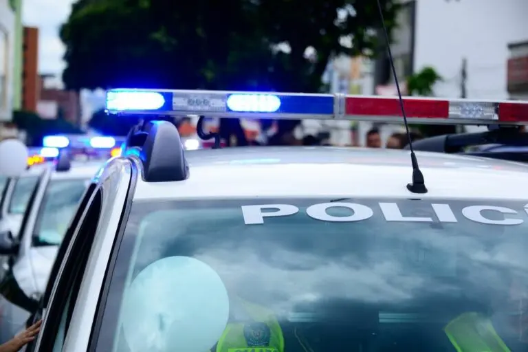 Polícia de SP prende homem com mais de 400 kg de maconha em veículo furtado
