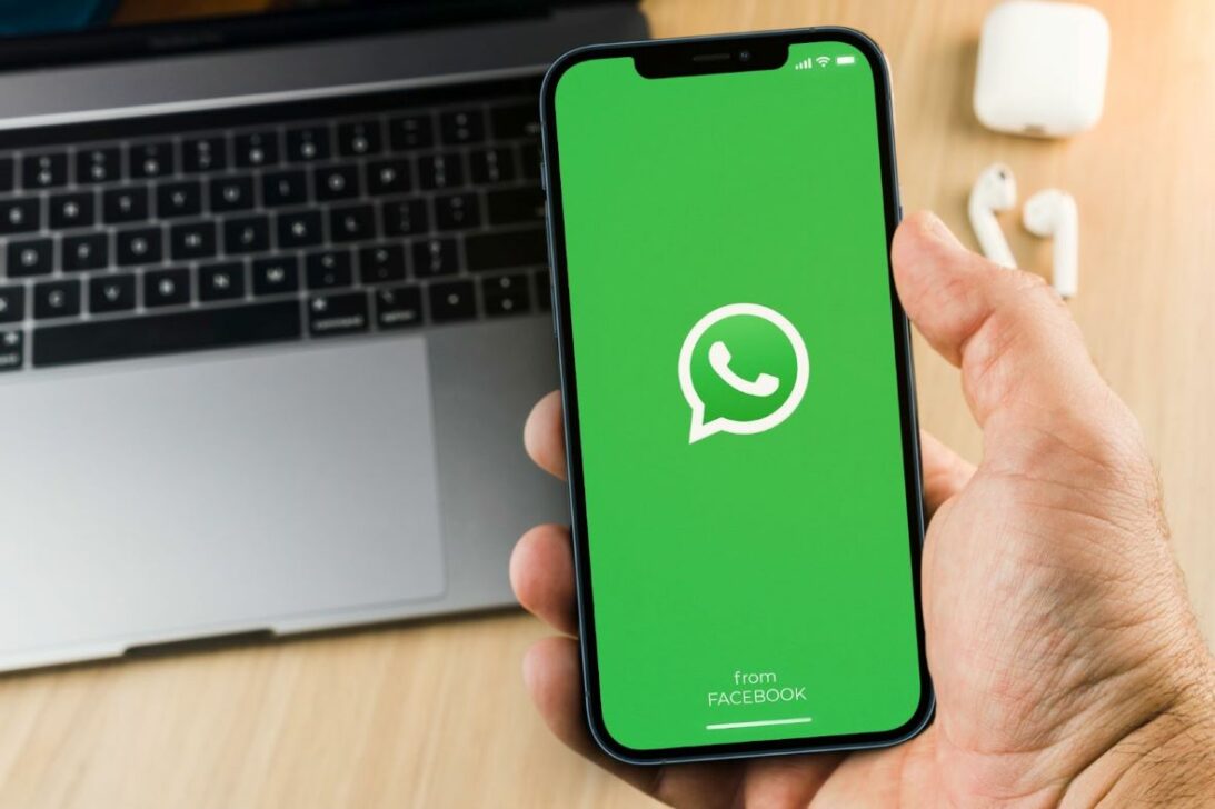 Clonar WhatsApp à distância, discretamente e sem drama