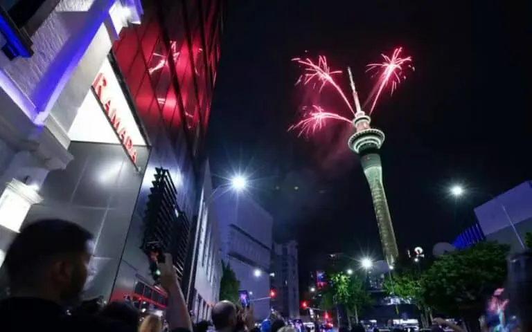 Ano Novo 2024: veja FOTOS das festas de réveillon pelo mundo