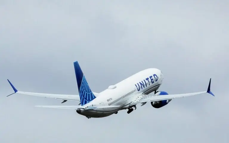 United Airlines diz ter encontrado problemas com parafusos em inspeção de Boeing 737 Max 9