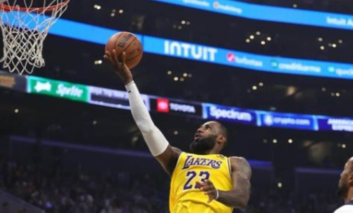 LeBron comanda e Lakers buscam incrível virada sobre os Clippers na NBA