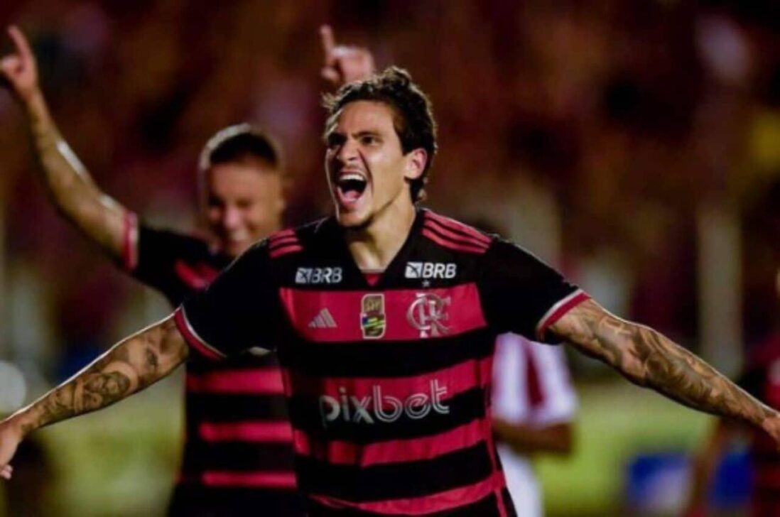 Flamengo vence o Bangu com três gols de Pedro e assume a liderança da Taça Guanabara