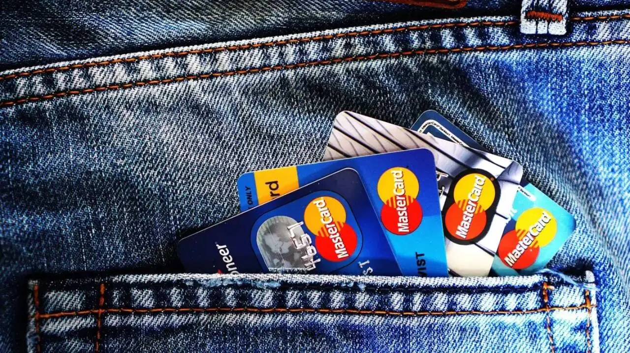 cartao de credito golpe dinheiro banco