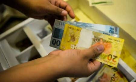 notas dinheiro inflacao economia