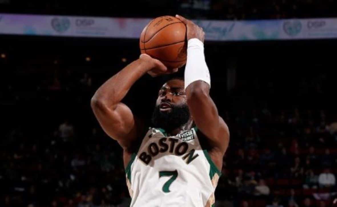 Boston Celtics vence e Denver Nuggets obtém virada épica na rodada da NBA