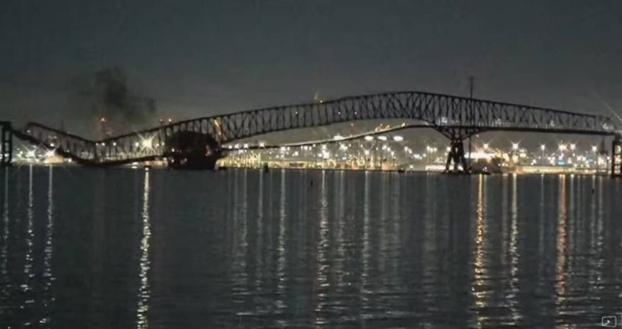 Queda ponte Eua