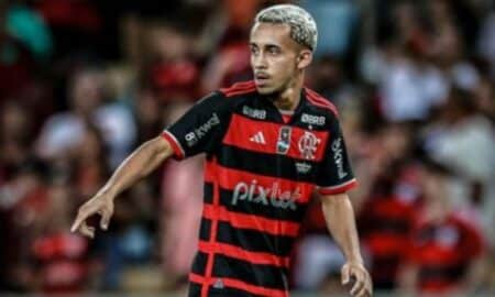 Jogador do Flamengo recupera medalha de campeão carioca após assalto com fuzil no Maracanã