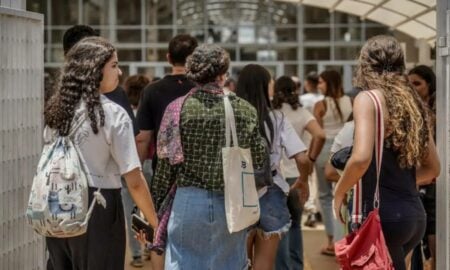 alunos enem exame nacional prova local estudantes