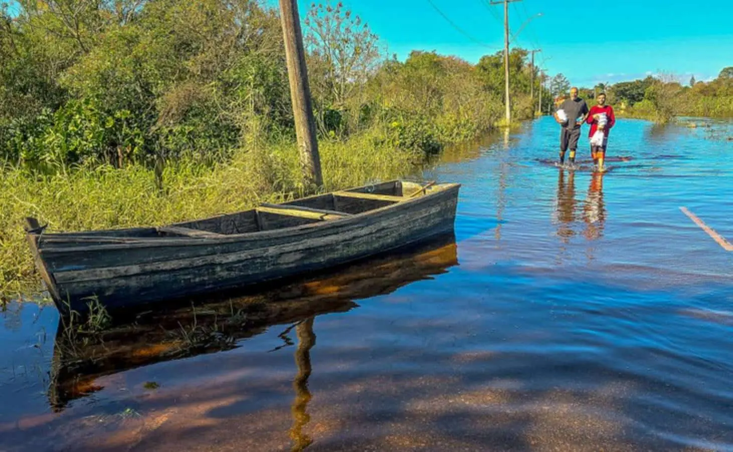 enchentes agua doença alagamento