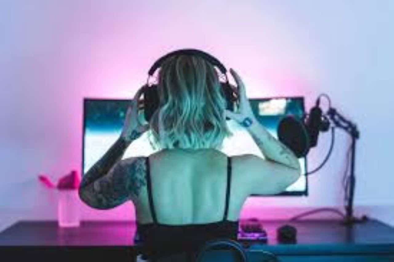 A Era das Streamers: Como as Mulheres Estão Moldando o Futuro na Twitch
