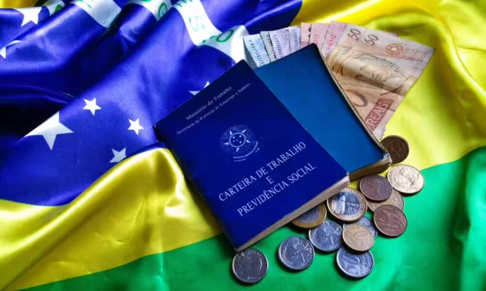 Isenção de FGTS e INSS para aposentados; acompanhe o projeto