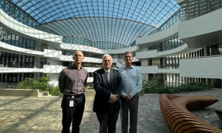 Embaixador da República do Chipre visita Faculdade de Medicina Albert Einstein