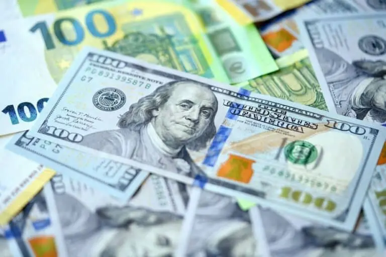 Dólar