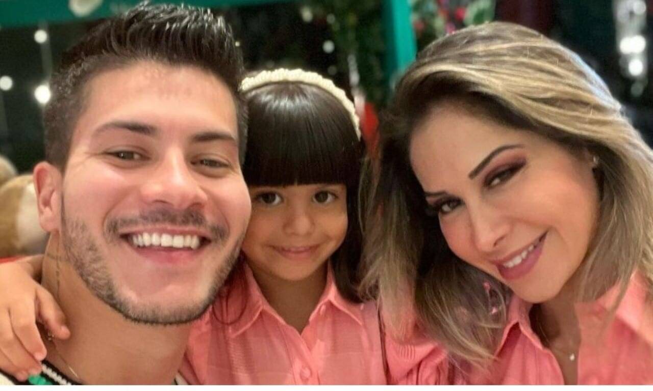 Maira cardi e Arthur aguiar
