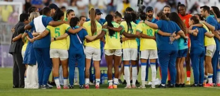 SELEÇÃO BRASILEIRA FEMININA