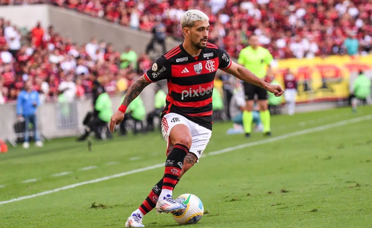 ARRASCAETA FLAMENGO