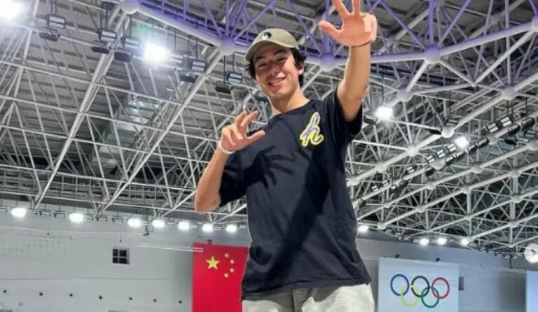 AUGUSTO AKIO