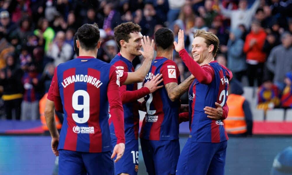Gol de Pedri amplia goleada de Barcelona e Girona tenta reagir no segundo tempo 4×0