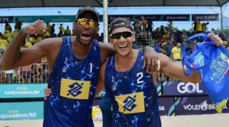 Evandro e Arthur vôlei