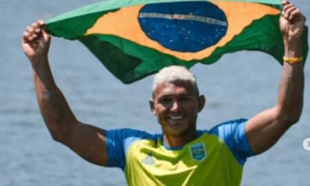 ISAQUIAS QUEIROZ