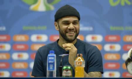 Jogador Daniel Alves