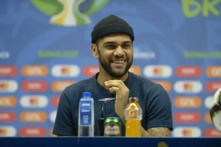 Jogador Daniel Alves