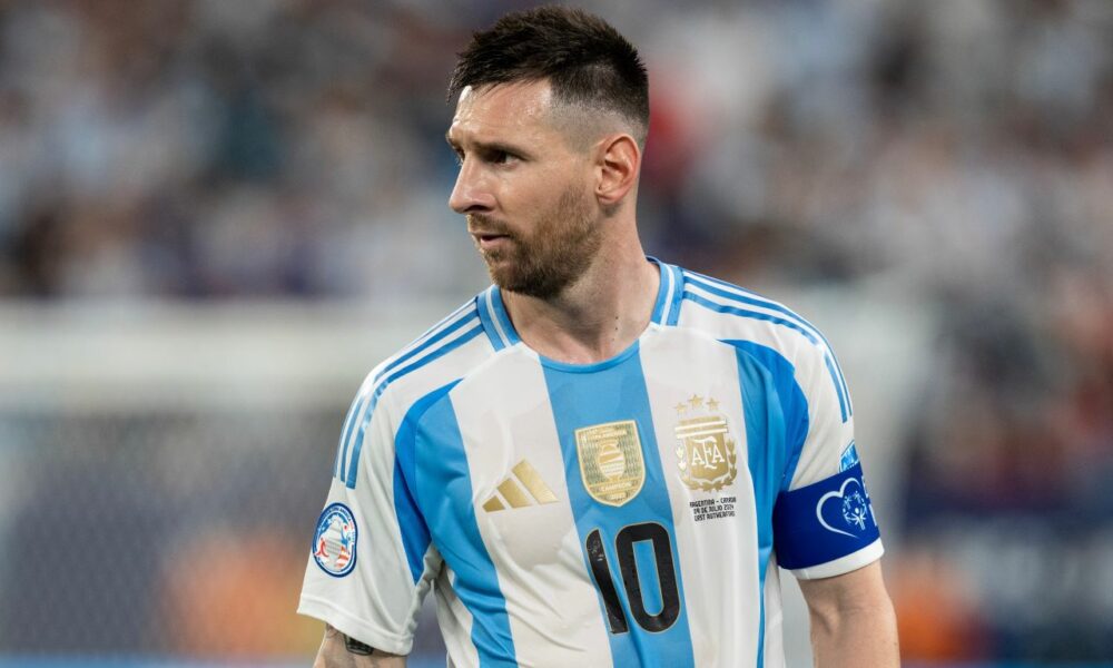 Messi conquista a segunda Bola de Ouro em Copas e faz história no Catar