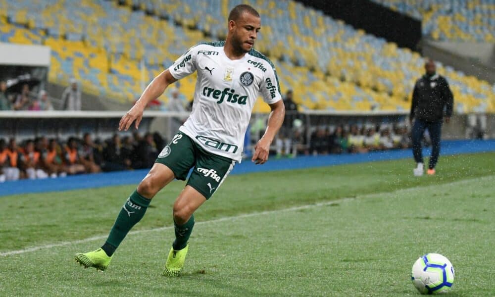 Palmeiras enfrenta Corinthians buscando a liderança do campeonato: veja a tabela da série A atualizada