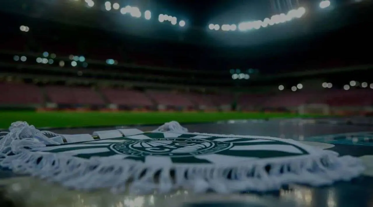 Guarani e Coritiba buscam vitória decisiva pela Série B nesta terça: onde assistir ao jogo ao vivo